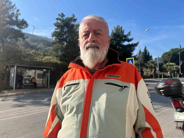 İzmir, sokaklarında domuz s&uuml;r&uuml;leri ile doğal yaşam parkına d&ouml;nd&uuml; 6