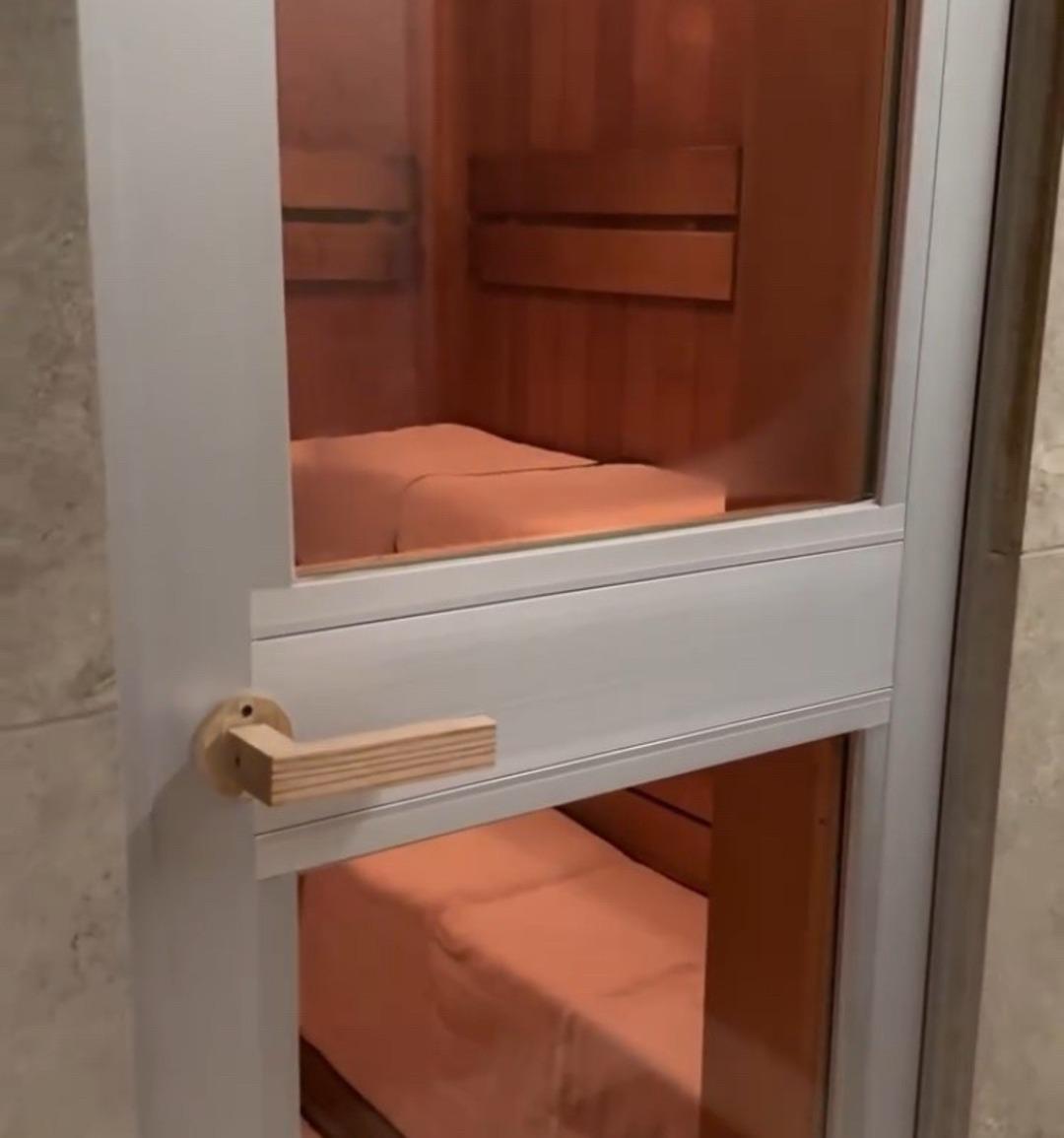 Saunada facia! Mahsur kalan &ccedil;ift hayatını kaybetti 1