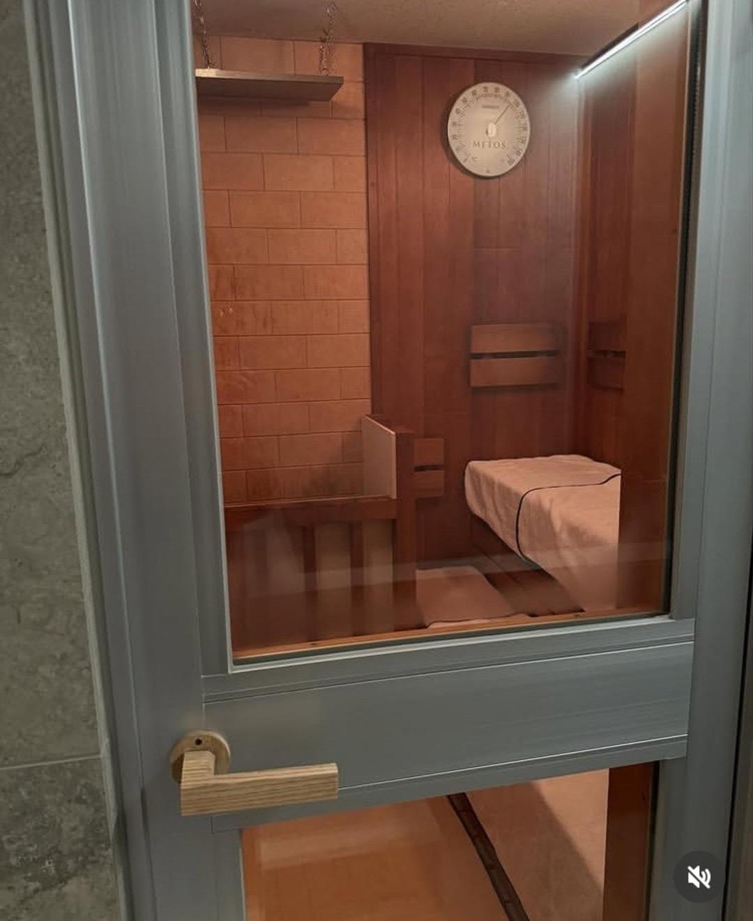 Saunada facia! Mahsur kalan &ccedil;ift hayatını kaybetti 2