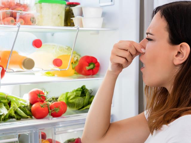 Buzdolabınız kokuyorsa bu y&ouml;ntemi deneyin! 