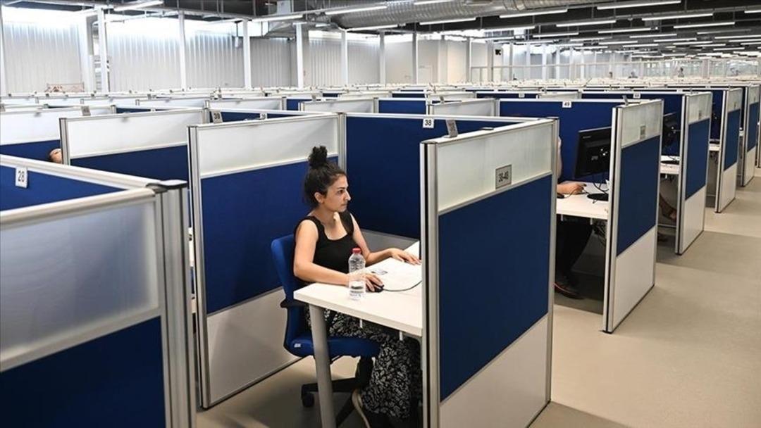 &Ouml;SYM bu hafta sonu 3 sınav yapacak! e-YDS, YDUS ve Adalet Bakanlığı Sınavları ne zaman? 3