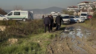 Kız arkadaşı tarafından çalılıkların arasında ölü bulundu