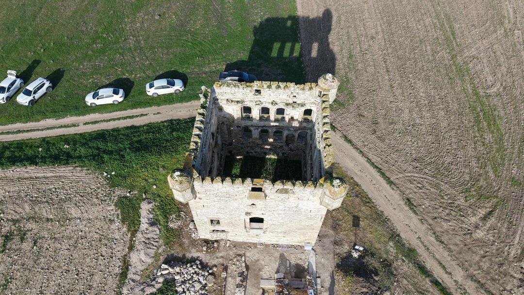 Cezayirli Gazi Hasan Paşa nın köşkü ortaya çıktı! Osmanlı döneminden parçalar bulundu 2