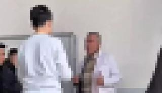 &Ouml;ğretmene davranışları g&uuml;ndem olmuştu! Cezaları belli oldu