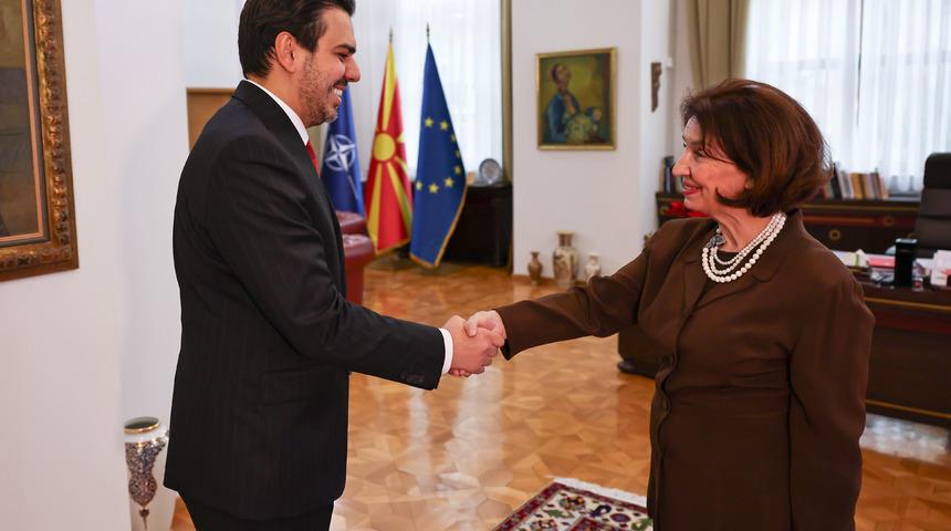 &Uuml;sk&uuml;p'te TİKA'nın desteğiyle meslek lisesindeki sınıflar onarılarak donatıldı