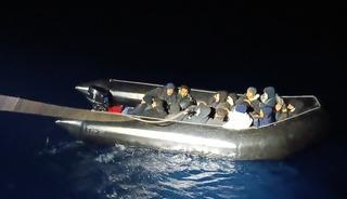 İzmir'de 99 d&uuml;zensiz g&ouml;&ccedil;men yakalandı