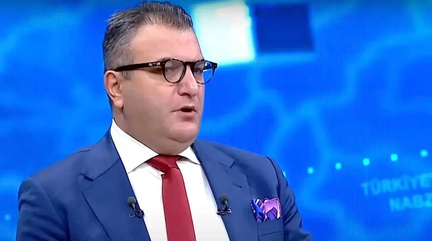 Cem K&uuml;&ccedil;&uuml;k'ten &ccedil;arpıcı iddia: &ldquo;Sırada &ouml;nemli ve b&uuml;y&uuml;k bir isim daha var...&rdquo;