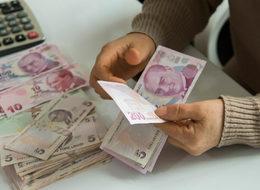 Nafaka ödeyenler şikayet etti! Bakanlık harekete geçti