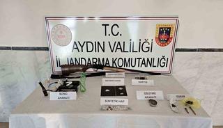 &Uuml;&ccedil; il&ccedil;ede eş zamanlı uyuşturucu baskını: 3 g&ouml;zaltı