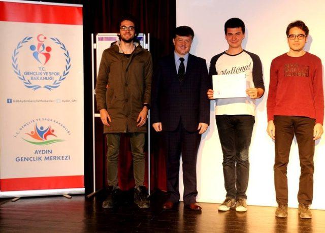 Aydın’da gençler arası bilgi yarışması il finali yapıldı