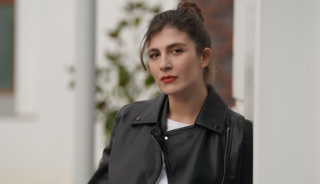 'Savcı Feride'nin yaşı şaşırttı! Annesi de &ccedil;ok &uuml;nl&uuml;ym&uuml;ş