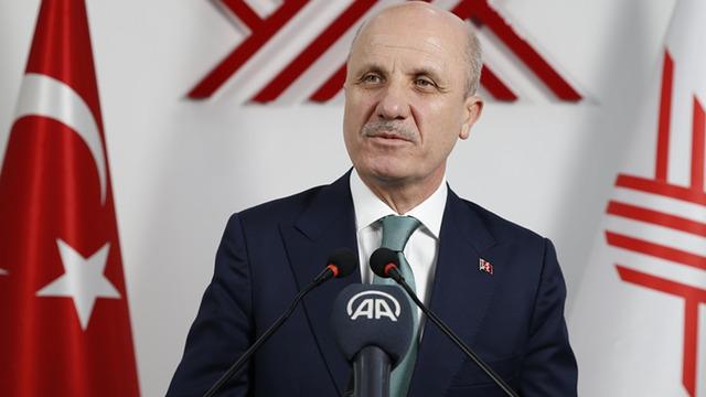 Üniversiteler 3 yıla mı düşüyor? YÖK Başkanı canlı yayında açıkladı