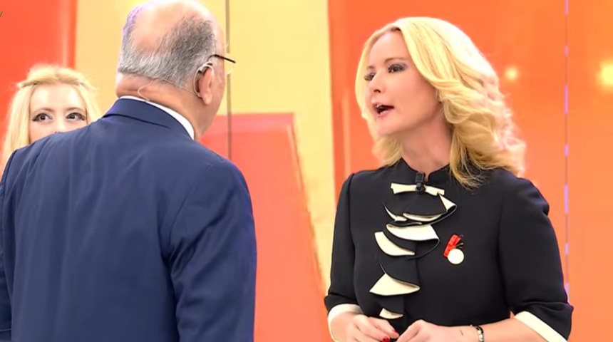 Rahmi &Ouml;zkan M&uuml;ge Anlı'ya yaş g&uuml;n&uuml;nde altın taktı! Cumhuriyet altını ne kadar?