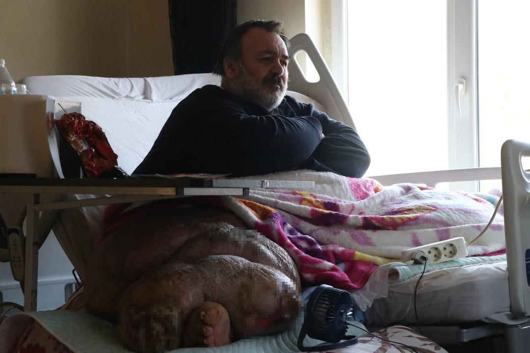 Yıllardır evden &ccedil;ıkamıyor! Tek bir hayali var 1