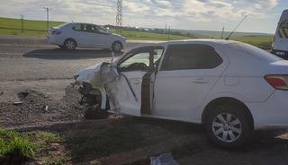 Diyarbakır'da otomobil ile minib&uuml;s &ccedil;arpıştı: 7 yaralı