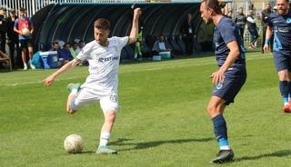 Silahlı kavgaya karışmıştı! Futbolcu 3 g&uuml;nl&uuml;k yaşam m&uuml;cadelesini kaybetti