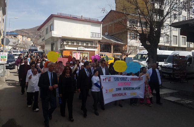 Tunceli'de down sendromlular için farkındalık yürüyüşü