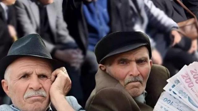 En d&uuml;ş&uuml;k emekli aylığı iptal edilebilir! AYM ilk aşamayı tamamladı