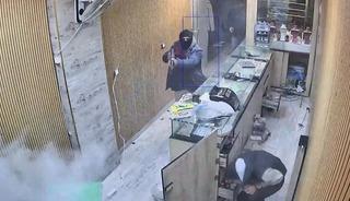 Suriye&rsquo;nin Halep kentinde kuyumcu soygunu: 2 &ouml;l&uuml;