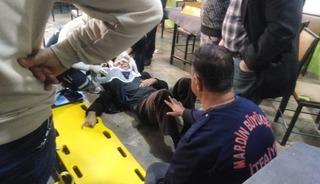 Mardin&rsquo;de kıraathanede tavan &ccedil;&ouml;kt&uuml;: 2 yaralı