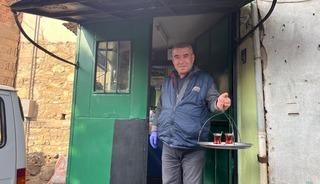 50 yıllık &ccedil;ay ocağında baba mesleğini s&uuml;rd&uuml;r&uuml;yor