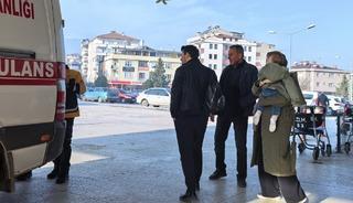 Bursa'da bebeğin akciğerine fıstık ka&ccedil;tı