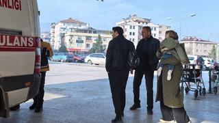 Bursa'da bebeğin akciğerine fıstık kaçtı