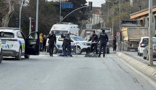 Arnavutk&ouml;y&rsquo;de hafriyat kamyonunun &ccedil;arptığı yaşlı adam olay yerinde hayatını kaybetti