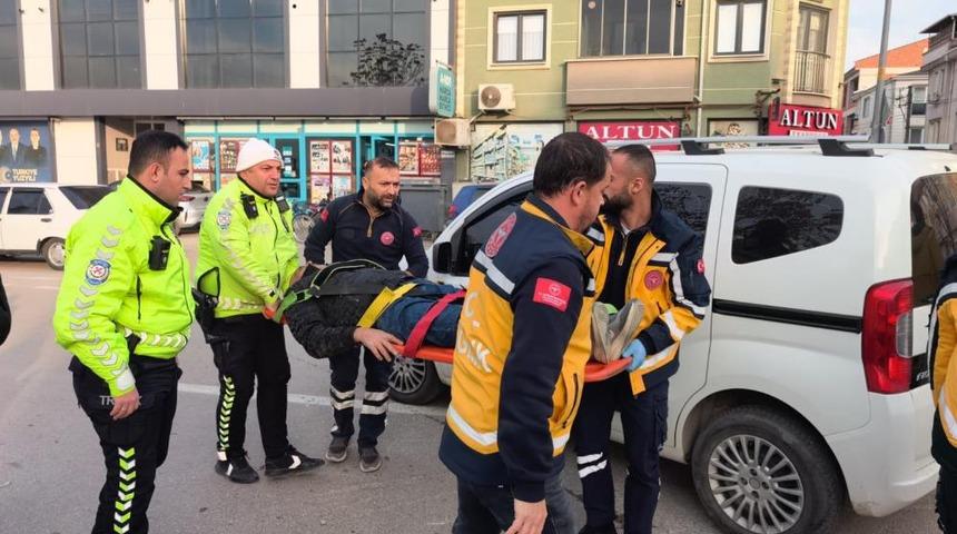 5 dakikada &ouml;nce taburcu oldu kazada yaralandı