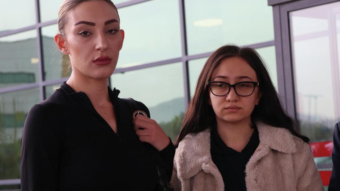 G&uuml;ll&uuml; n&uuml;n &ouml;l&uuml;m&uuml; sonrası tutuklanan kızı Tuğyan &Uuml;lkem G&uuml;lter o ismi hedef aldı: "Zulm&uuml;n başlangıcı", Sultan Nur Ulu i&ccedil;in "Bunu beklemiyordum" dedi 1