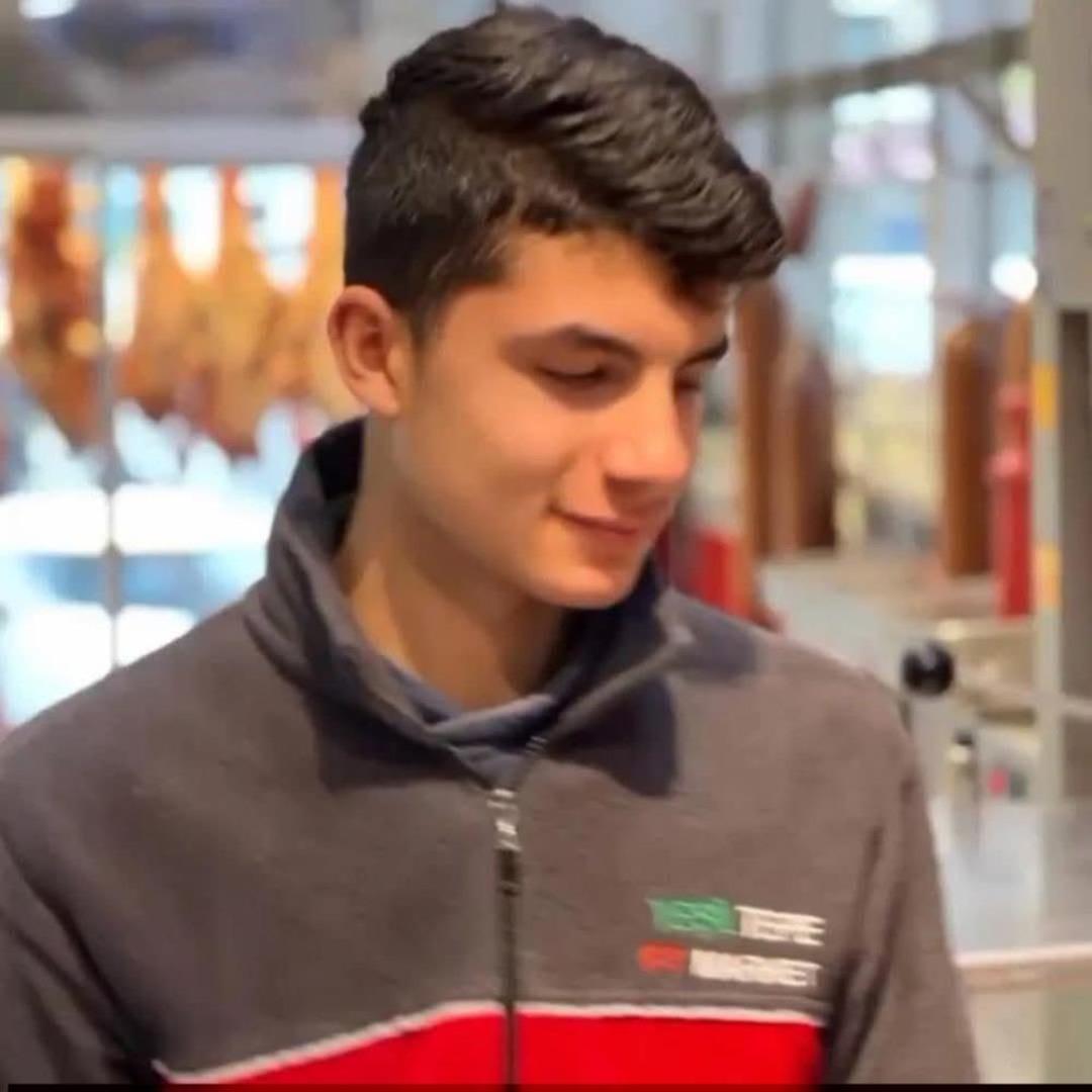 Osmaniye de mezarlıkta park halindeki araçta iki genç ölü bulundu 3