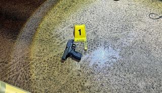 Kırıkkale'de silahlı ve bı&ccedil;aklı kavga! 3 kişi yaralandı