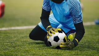 Kaleciler neden farklı renk forma giyer?