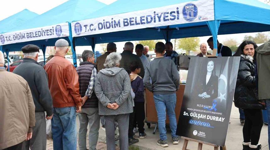 Didim&rsquo;de merhume başkan Durbay i&ccedil;in lokma hayrı d&uuml;zenlendi
