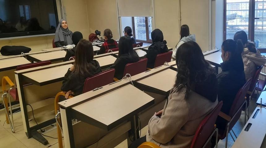 Bayburt&rsquo;ta lise &ouml;ğrencilerine y&ouml;nelik s&ouml;yleşi programı d&uuml;zenlendi