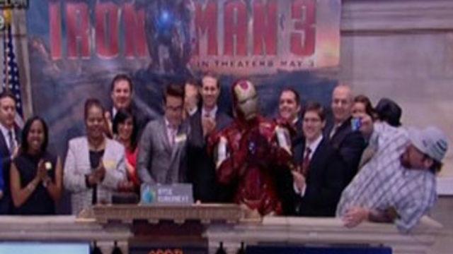 Wall Street’te gongu 'Demir Adam' çaldı