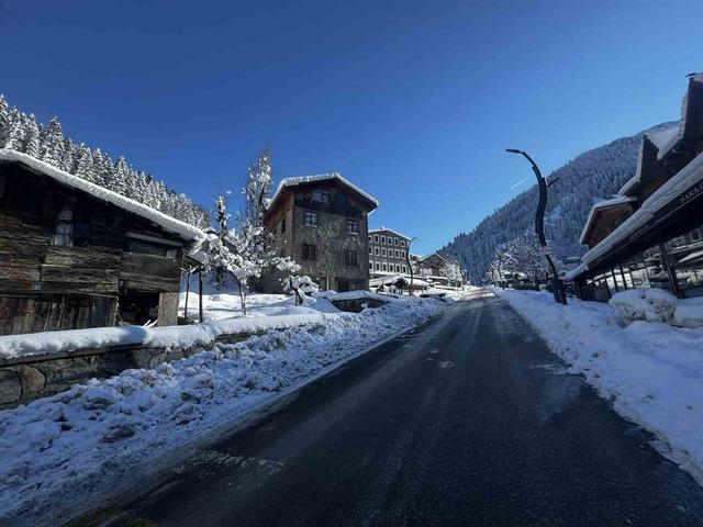 Rize&rsquo;de zirvelerde &lsquo;karlı g&uuml;neş&rsquo; g&uuml;zelliği 2