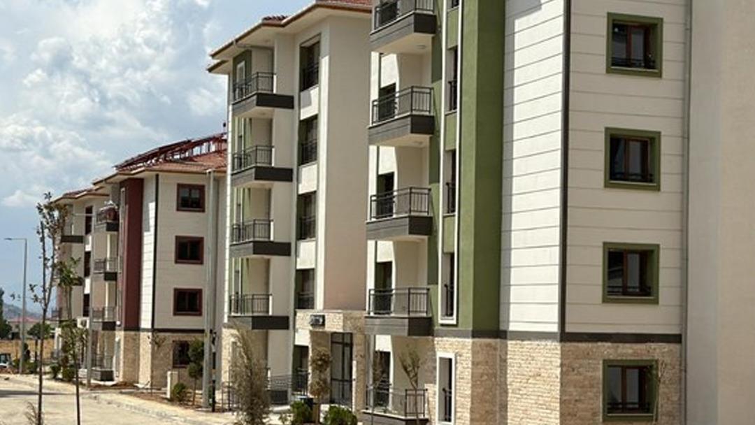 Asrın felaketinde ailesini kaybetmişti! Deprem b&ouml;lgesinin en k&uuml;&ccedil;&uuml;k hak sahibi yeni yuvasında 2