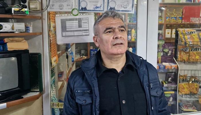 Bakkal şaşırdı, mahalleli sevindi: 'Rakamı s&ouml;yledim, hi&ccedil; teredd&uuml;t etmeden tamam dedi'