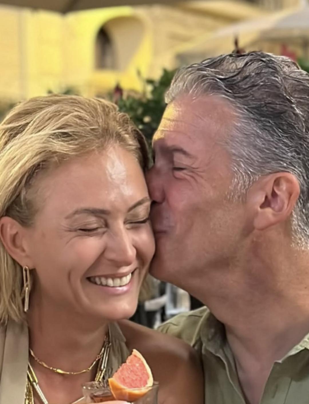 Ceyda D&uuml;venci ve G&uuml;&ccedil;l&uuml; Mete aşkı doludizgin! Yeni poz geldi 2