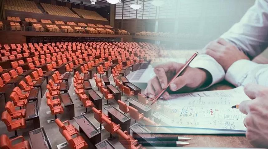 TBMM g&uuml;ndemine geldi! Haftada d&ouml;rt g&uuml;n &ccedil;alışma masada