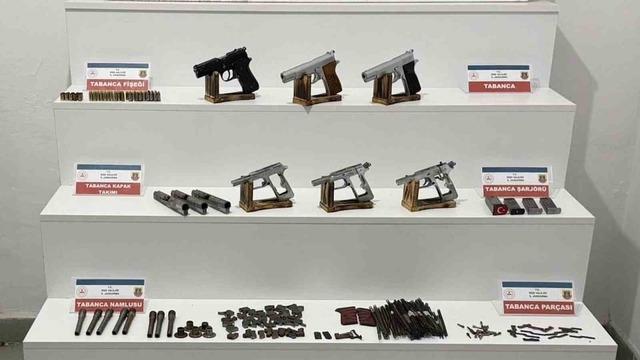 Rize&rsquo;de silah at&ouml;lyesine baskın 1