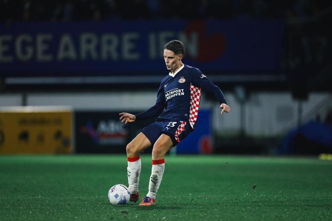 Joey Veerman dan PSV ye hayat öpücüğü! Fenerbahçelileri sevindiren haber geldi 3