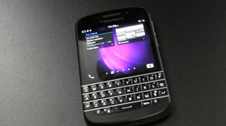 BLACKBERRY Q10 Vodafone'da