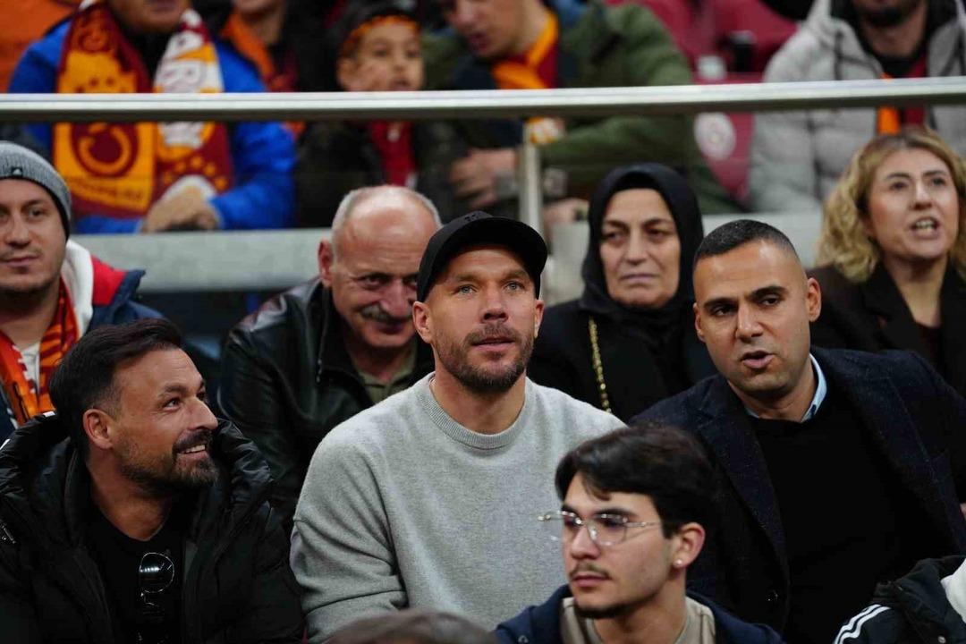 Milan Baros ile Lucas Podolski Kasımpaşa ma&ccedil;ında RAMS Park&rsquo;ta! 2