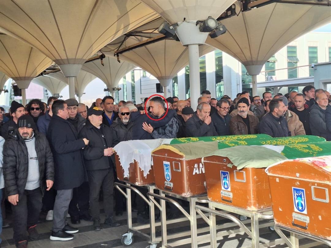 Komşu &ccedil;ift korkun&ccedil; cinayeti itiraf etti: 2 &ccedil;ocuk annesini altınları i&ccedil;in &ouml;ld&uuml;rm&uuml;ş! 3