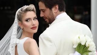 Sosyetenin tanınmış ismi Leyla Mizrahi yatağında &ouml;l&uuml; bulundu