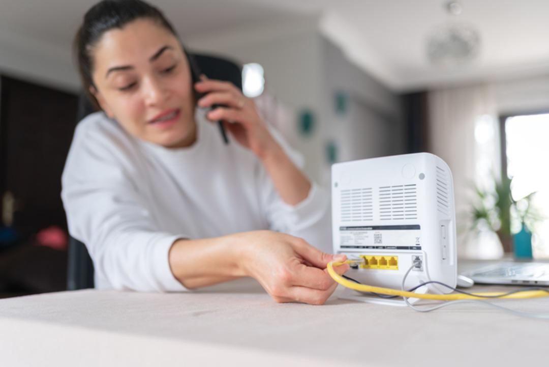 Şimşek &ccedil;akarken ilk bu cihazı  fişten &ccedil;ekin  uyarısı! Binlerce liralık zarara neden olmasın! 3