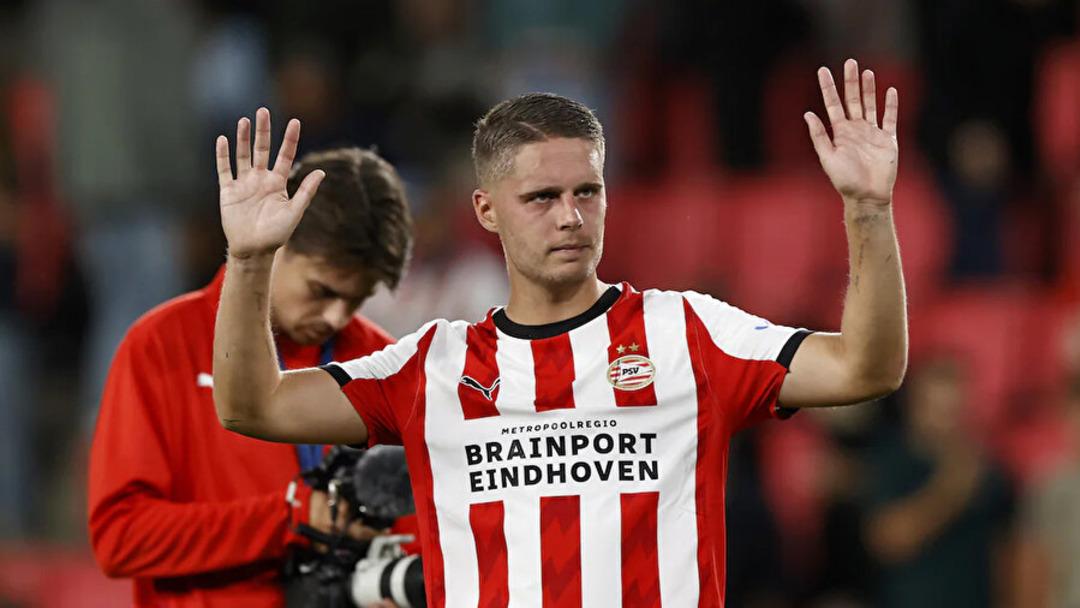 Fenerbahçe nin yeni transferi kulübünde öyle şeyler yaşadı ki! Maçın yıldızı olmuştu ama...  4