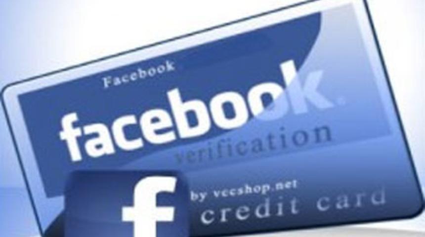 Facebook kullanıcıları kredi kartı batağında!